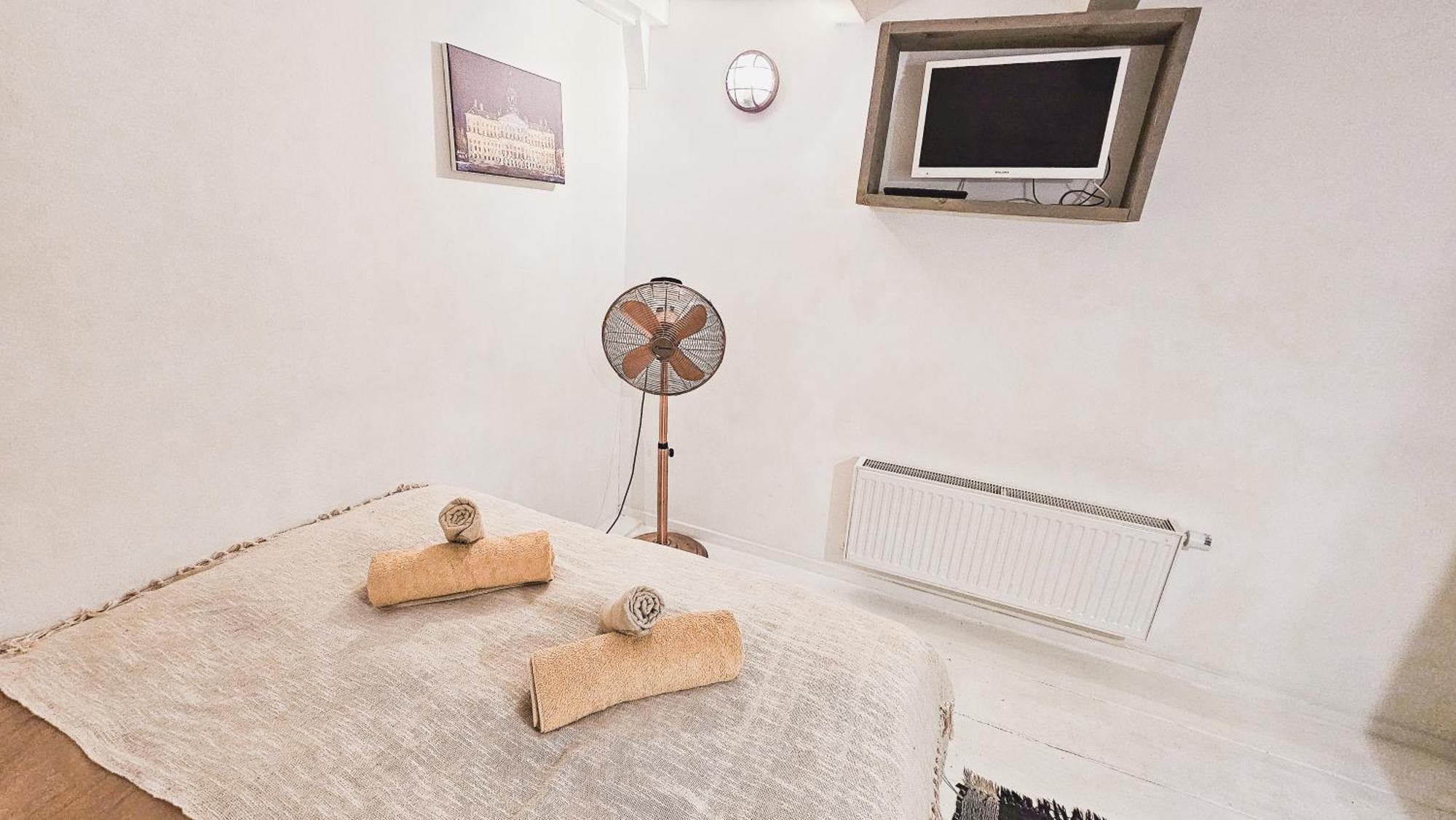 Two Bedroom Apartment In Historic Canalhouse From 1618 - City Centre Amsterdam Luaran gambar
